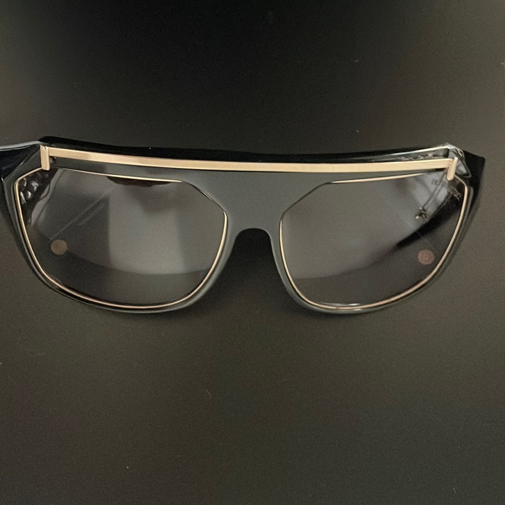 Henri Bendel Sunglasses